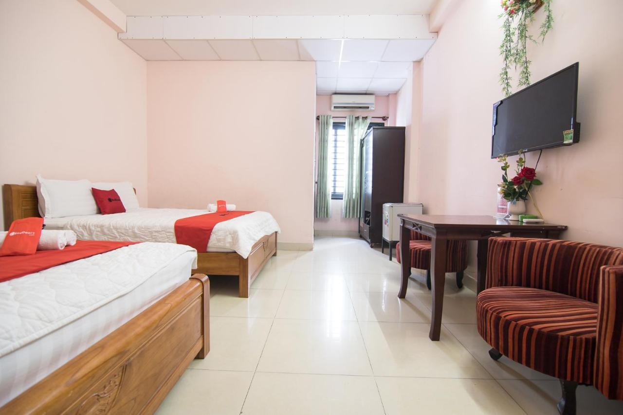 Reddoorz Plus Near Aeon Mall Tan Phu 2 Ho Şi Min Dış mekan fotoğraf