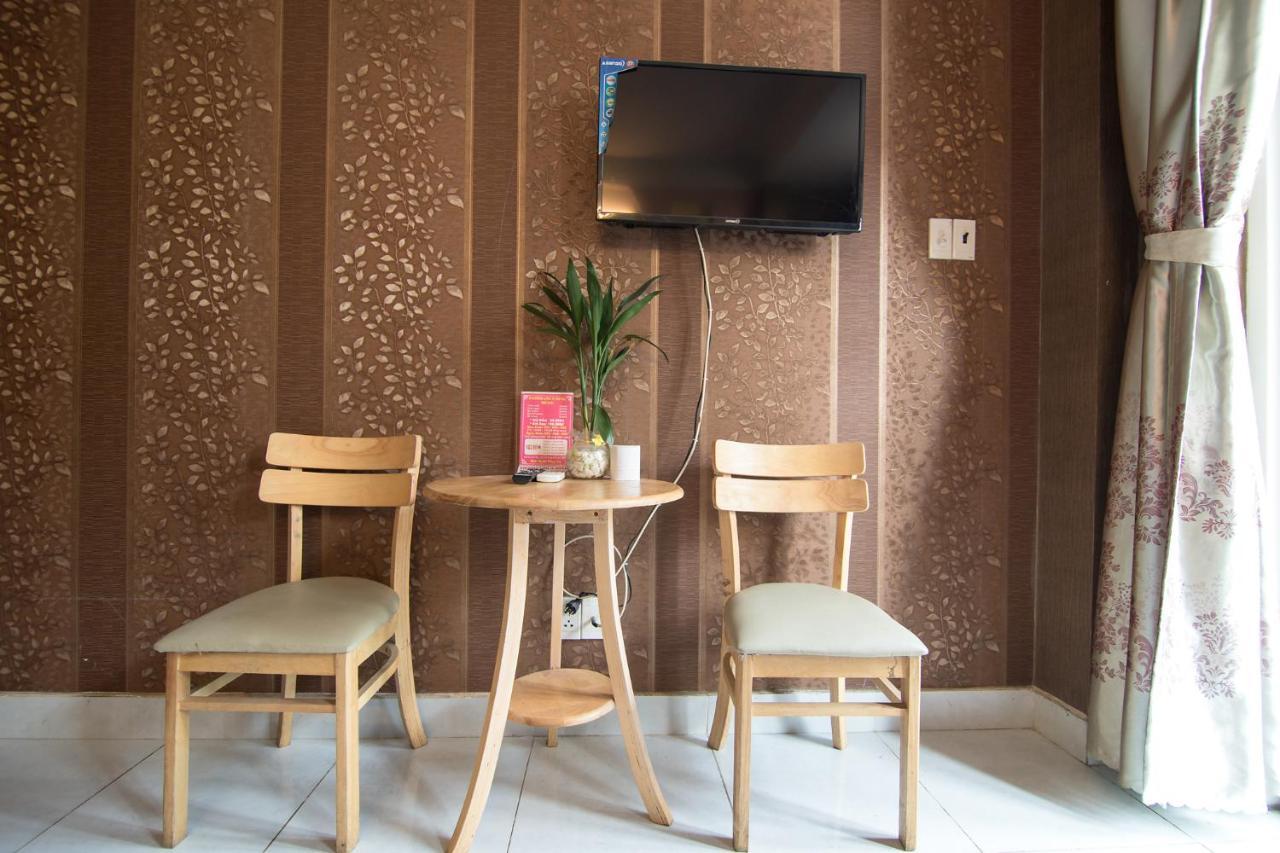 Reddoorz Plus Near Aeon Mall Tan Phu 2 Ho Şi Min Dış mekan fotoğraf