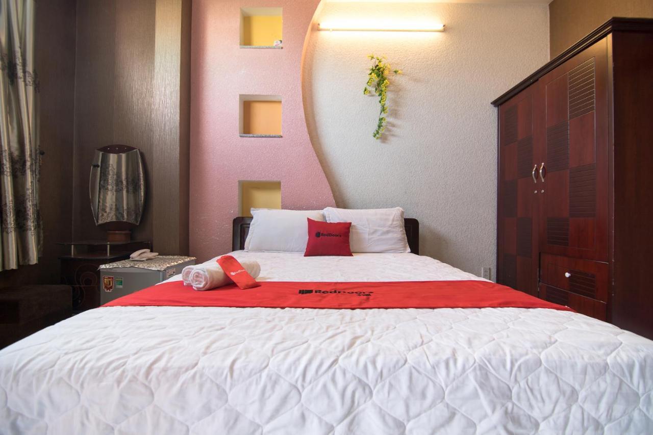 Reddoorz Plus Near Aeon Mall Tan Phu 2 Ho Şi Min Dış mekan fotoğraf