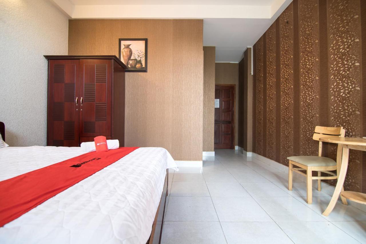 Reddoorz Plus Near Aeon Mall Tan Phu 2 Ho Şi Min Dış mekan fotoğraf